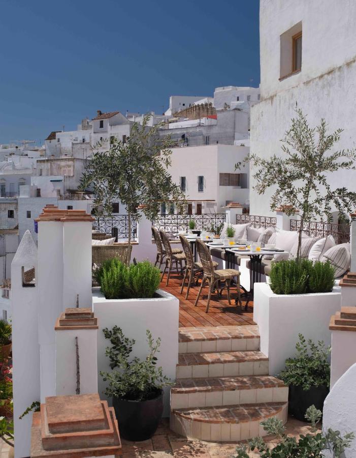 Hotel Plaza 18 - Grupo Califa Vejer de la Frontera Luaran gambar