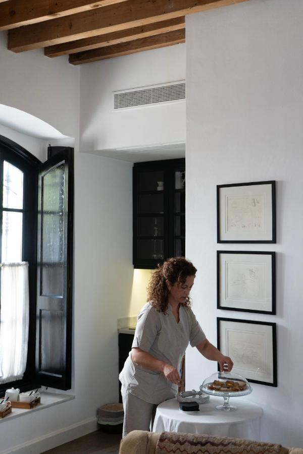 Hotel Plaza 18 - Grupo Califa Vejer de la Frontera Luaran gambar